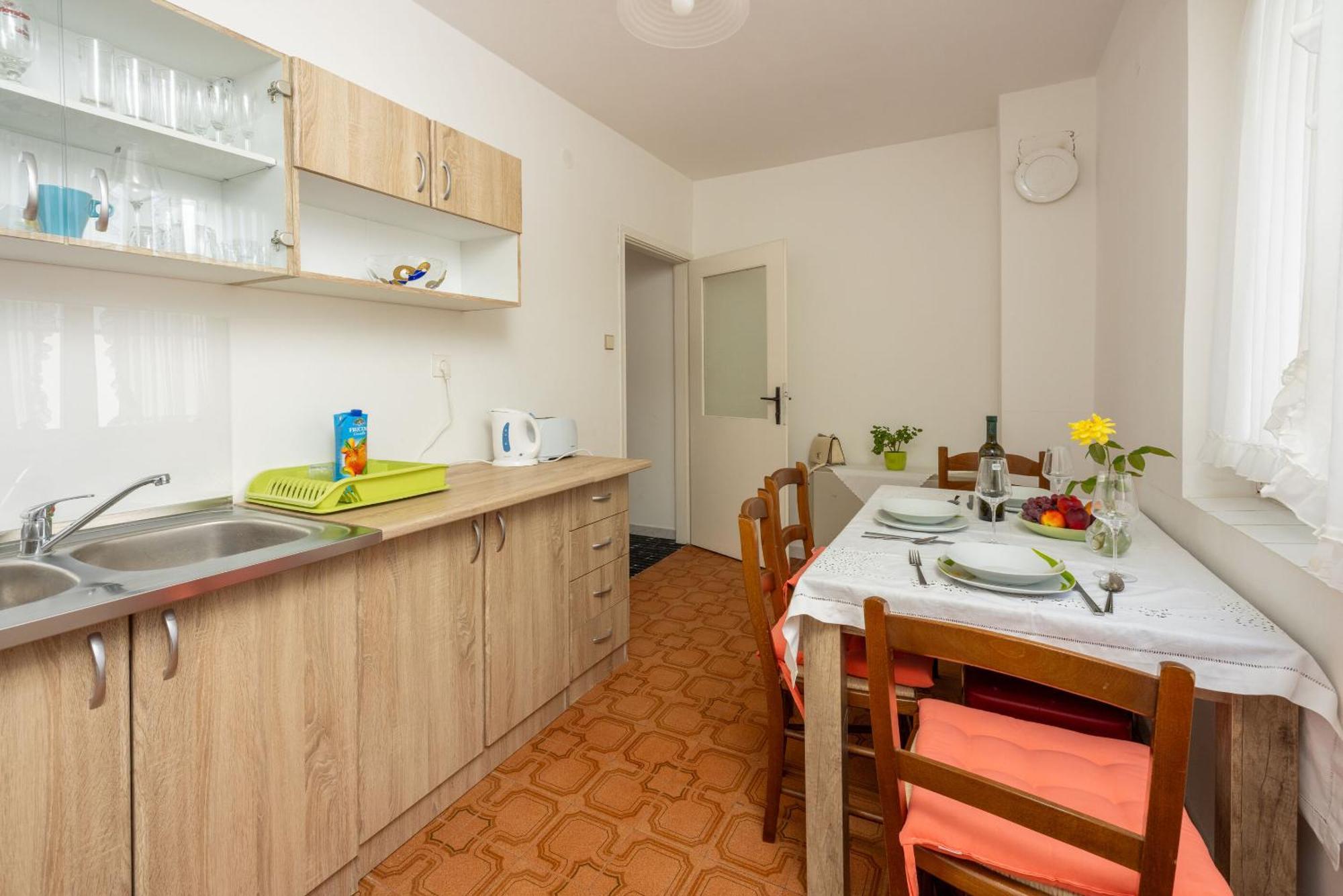 Apartment Pavla Цриквеница Экстерьер фото